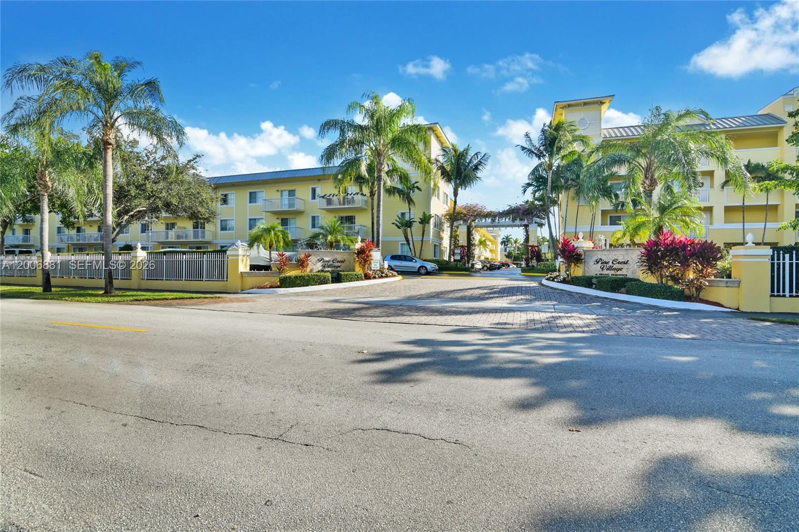 PINE CREST VILLAGE II AT - Residential