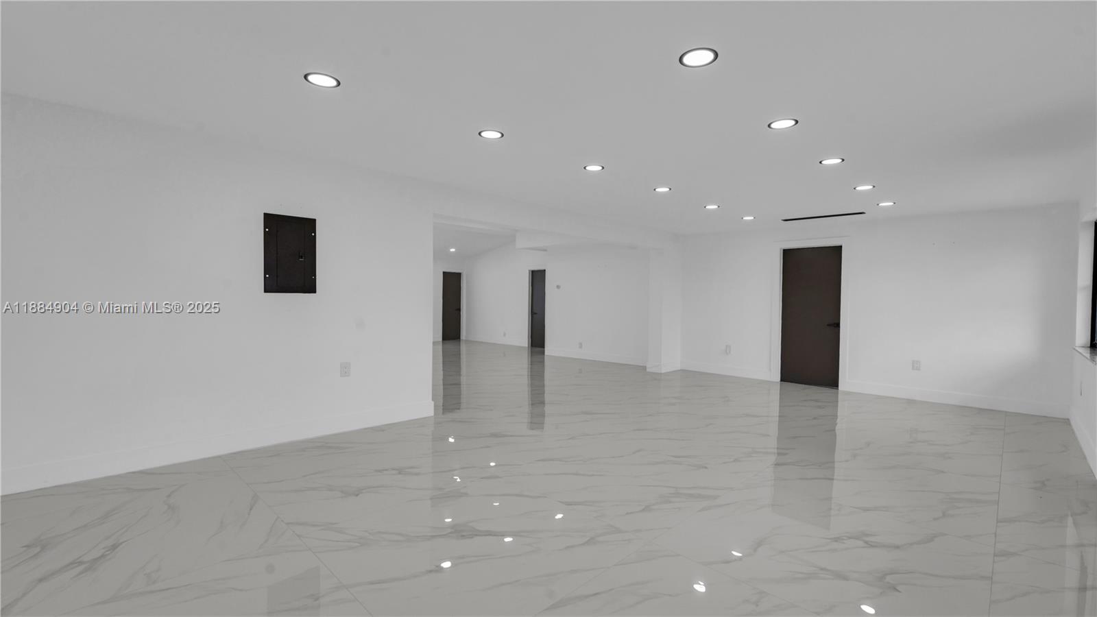 LAUDERDALE ISLES NO 2 - Residential Lease
