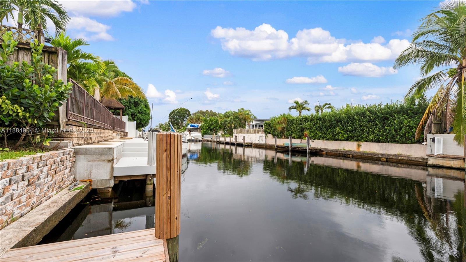 LAUDERDALE ISLES NO 2 - Residential Lease