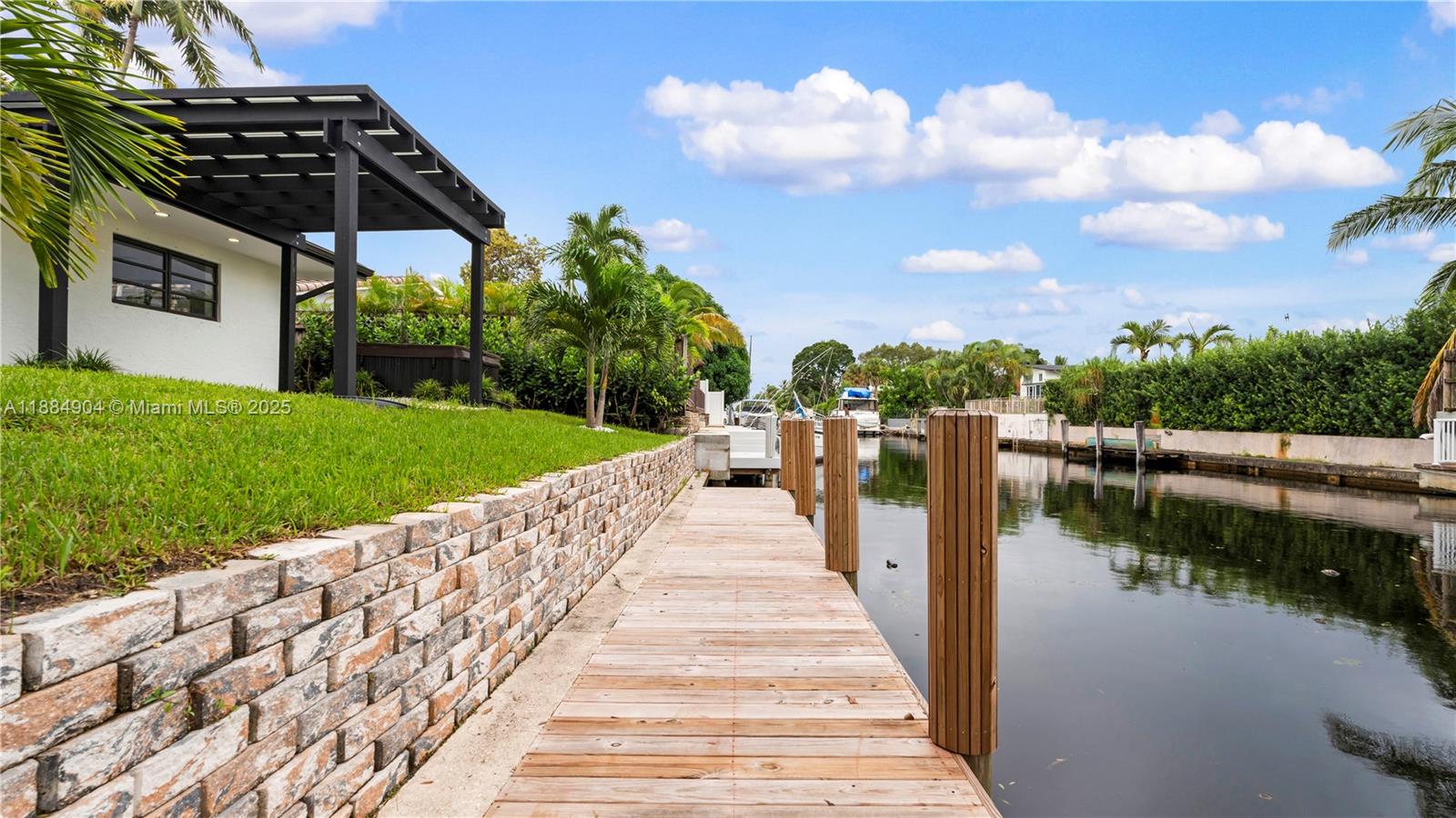 LAUDERDALE ISLES NO 2 - Residential Lease