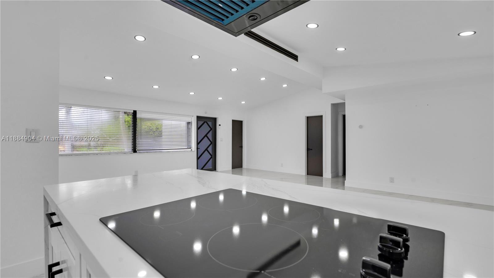 LAUDERDALE ISLES NO 2 - Residential Lease