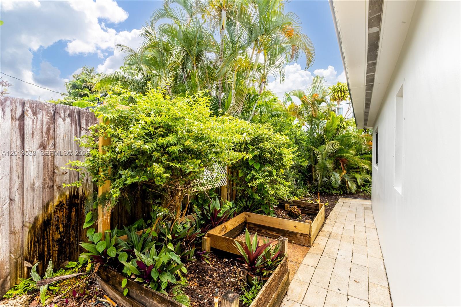WILTON ESTATES RESUB - Residential