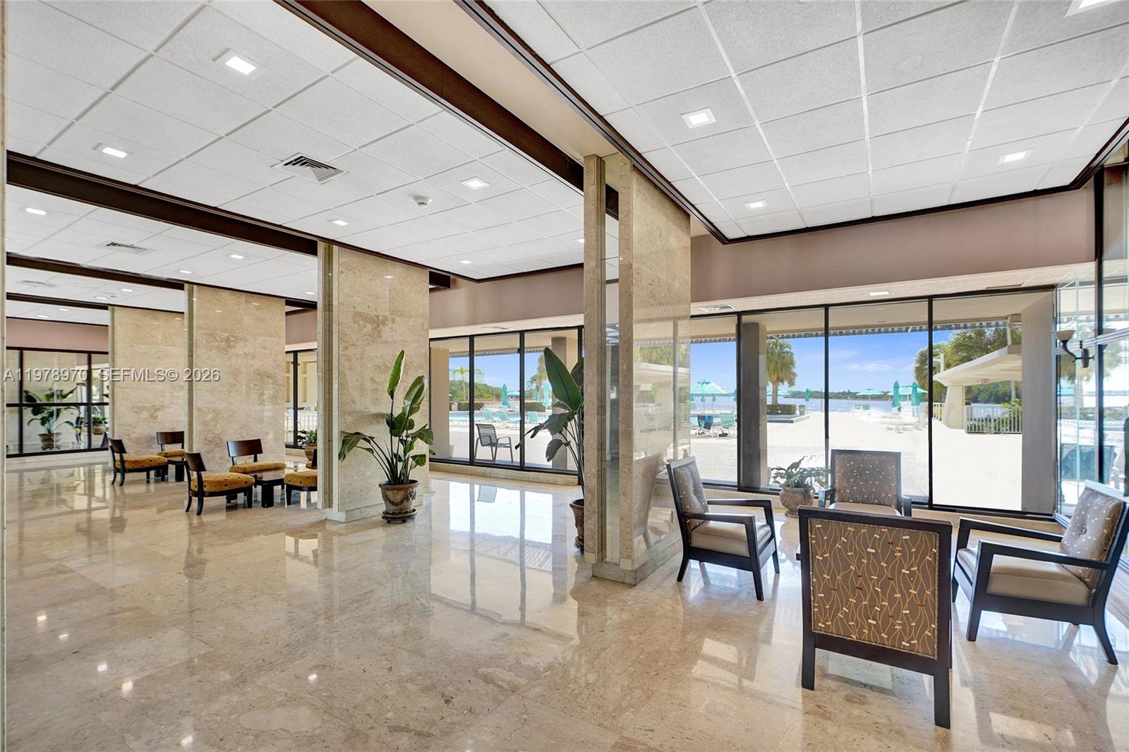 ARLEN HOUSE CONDO - Residential