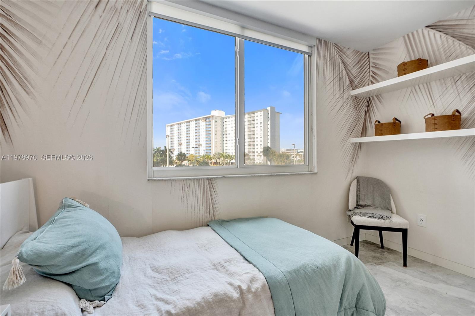 ARLEN HOUSE CONDO - Residential