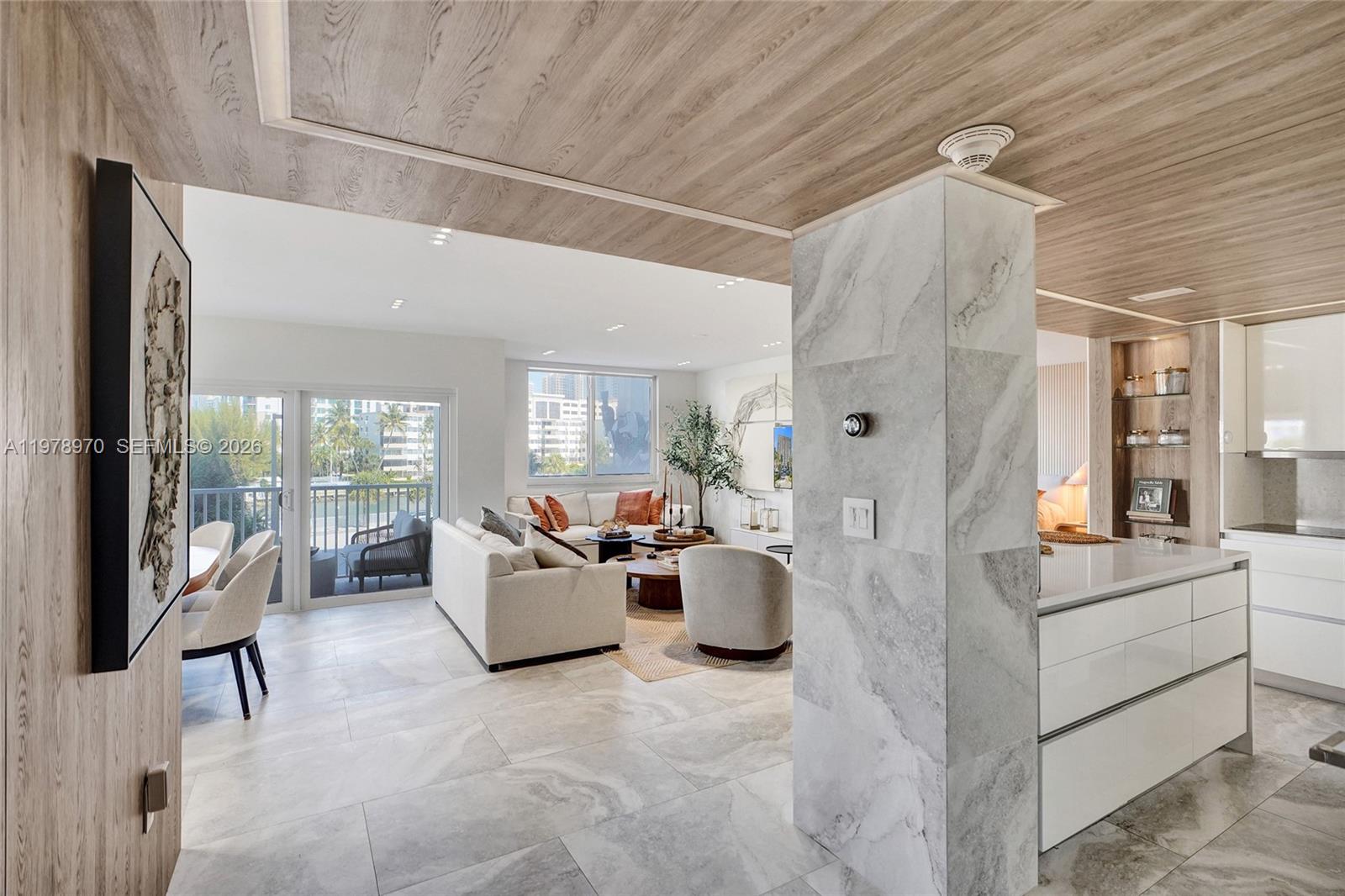 ARLEN HOUSE CONDO - Residential