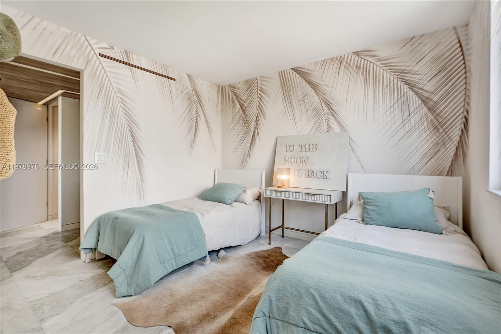 ARLEN HOUSE CONDO - Residential