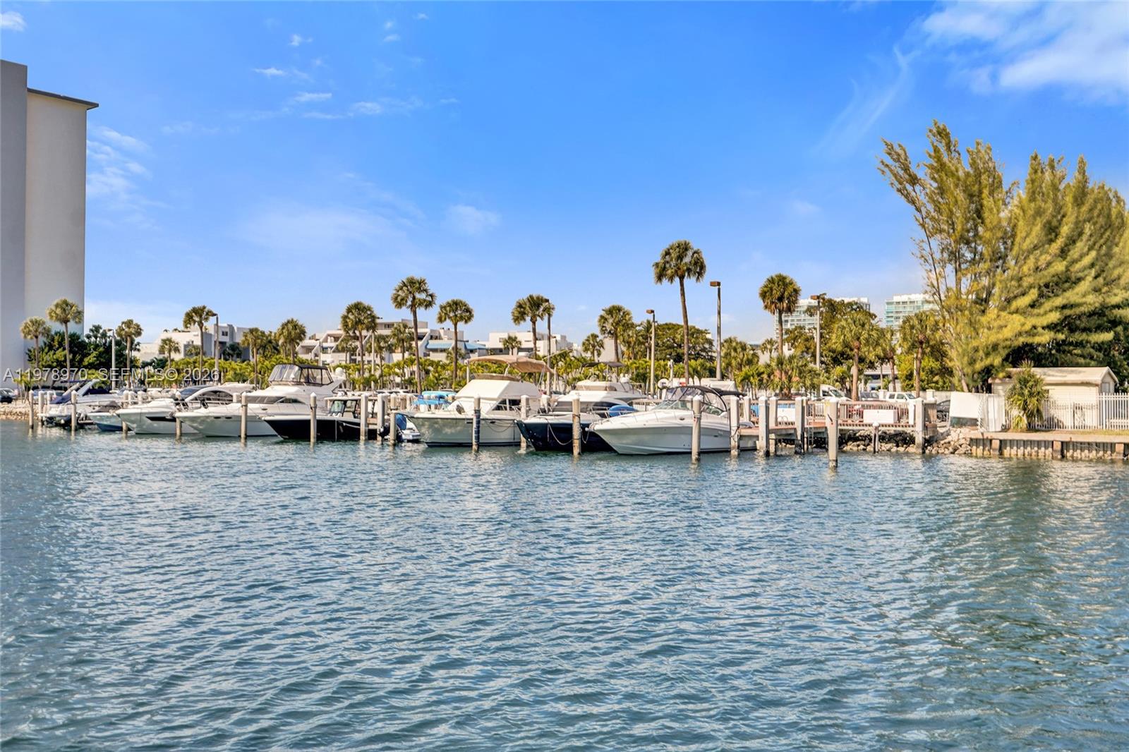 ARLEN HOUSE CONDO - Residential