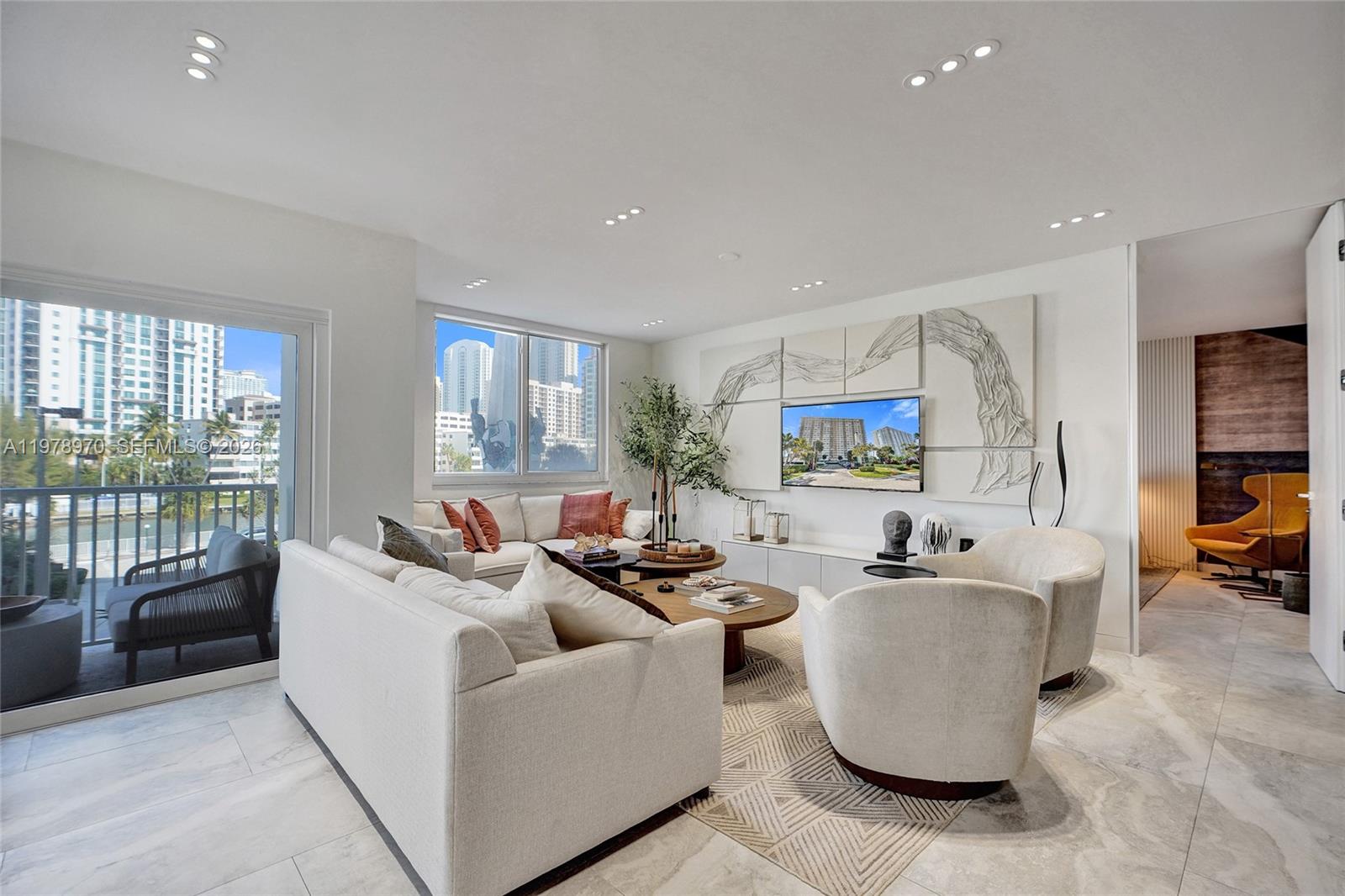 ARLEN HOUSE CONDO - Residential