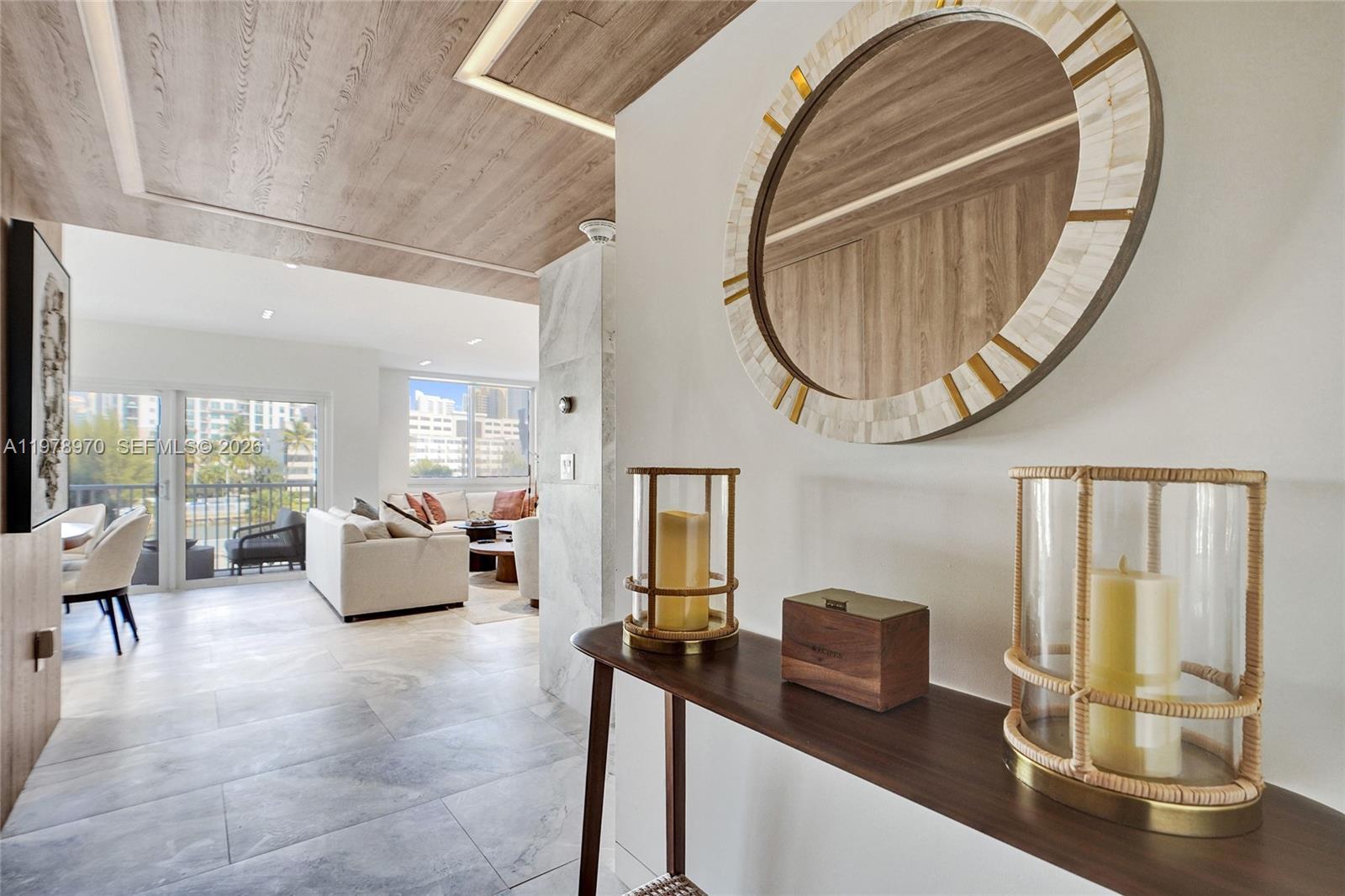 ARLEN HOUSE CONDO - Residential