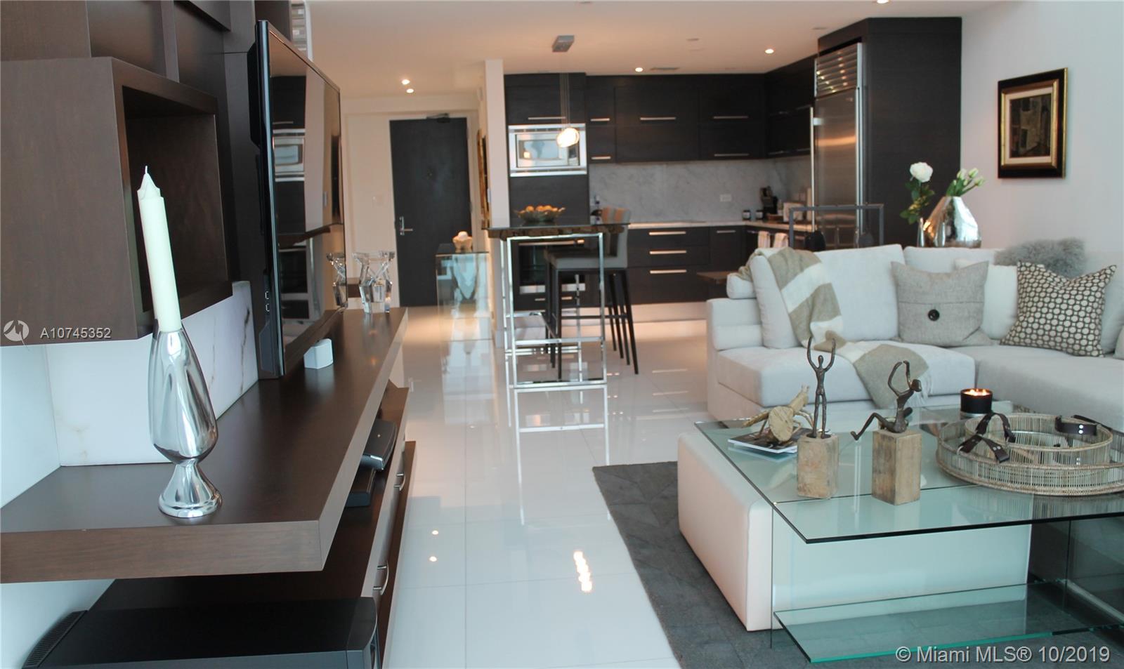 900 BISCAYNE BAY CONDO - Residential Lease