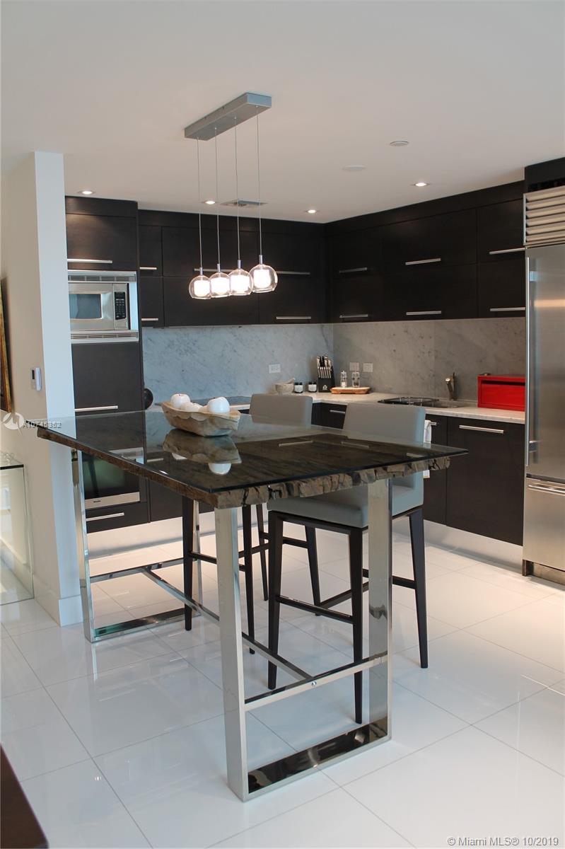 900 BISCAYNE BAY CONDO - Residential Lease