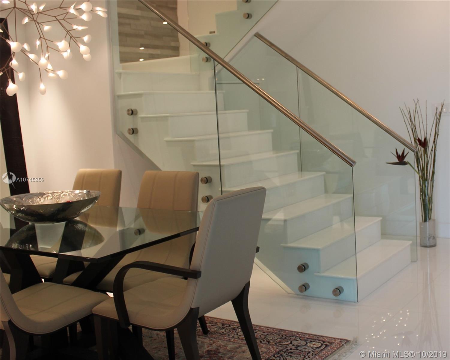 900 BISCAYNE BAY CONDO - Residential Lease