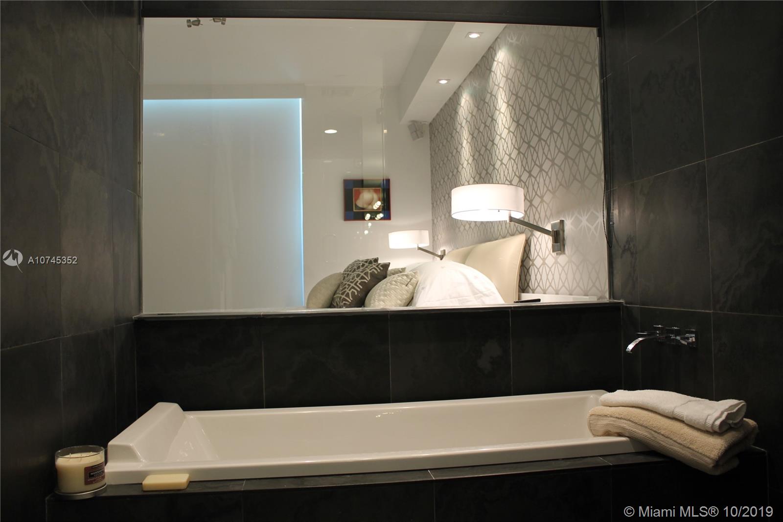 900 BISCAYNE BAY CONDO - Residential Lease