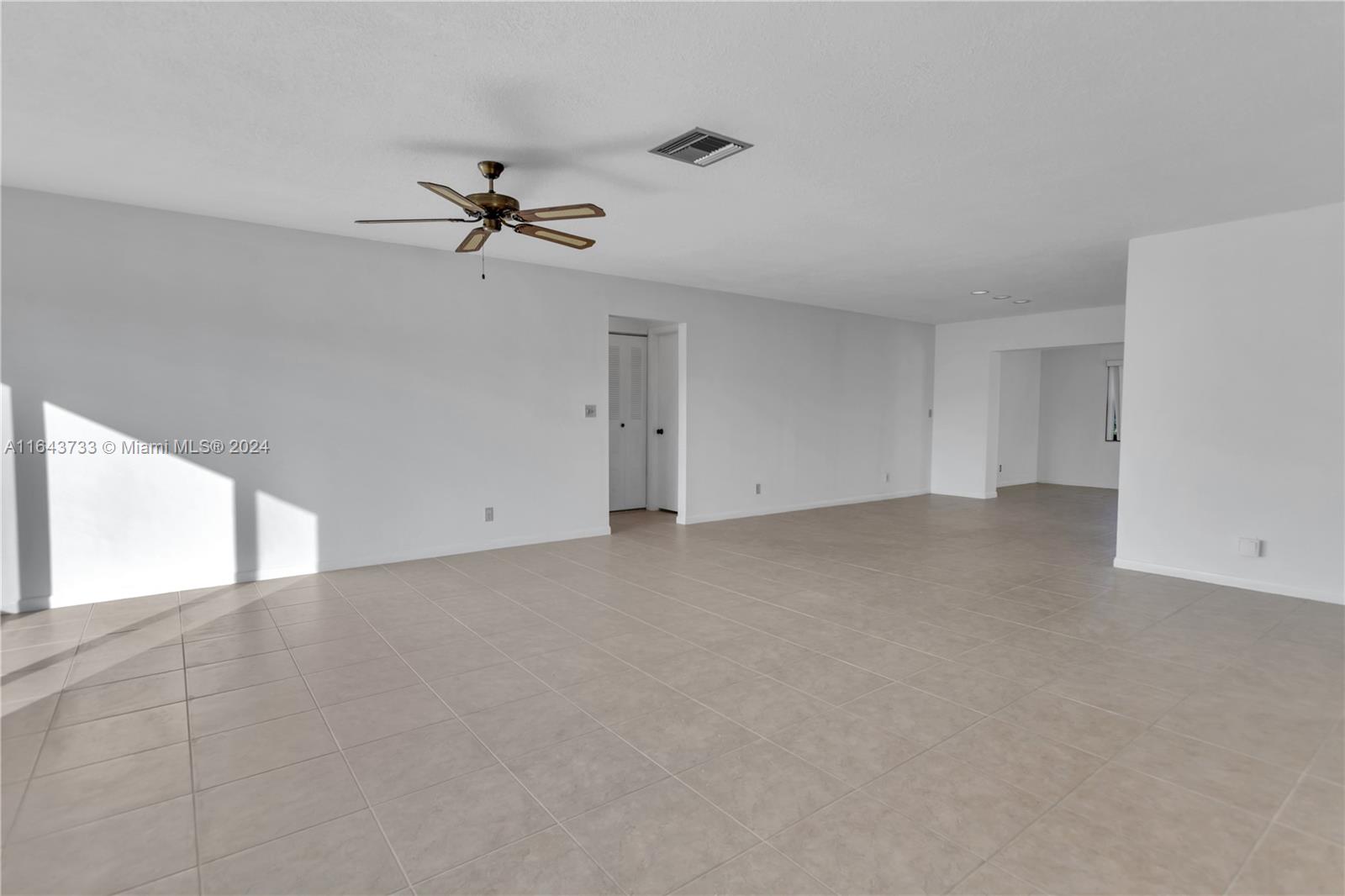 COCO WOOD LAKES SEC 2 - Residential