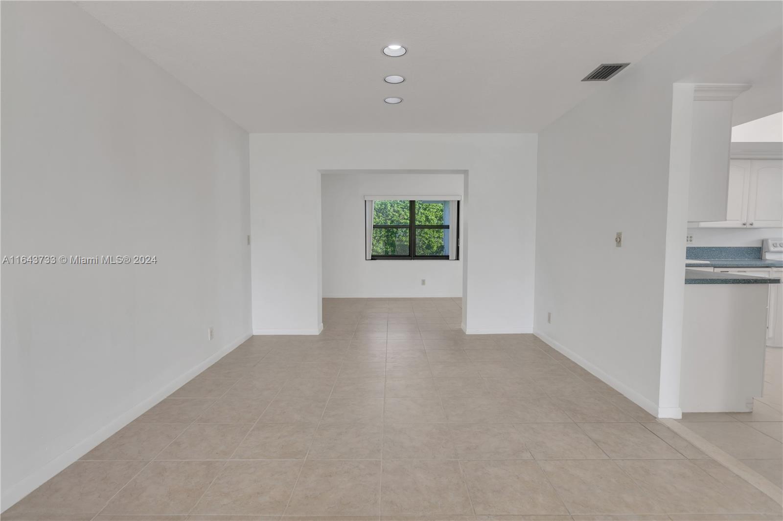 COCO WOOD LAKES SEC 2 - Residential