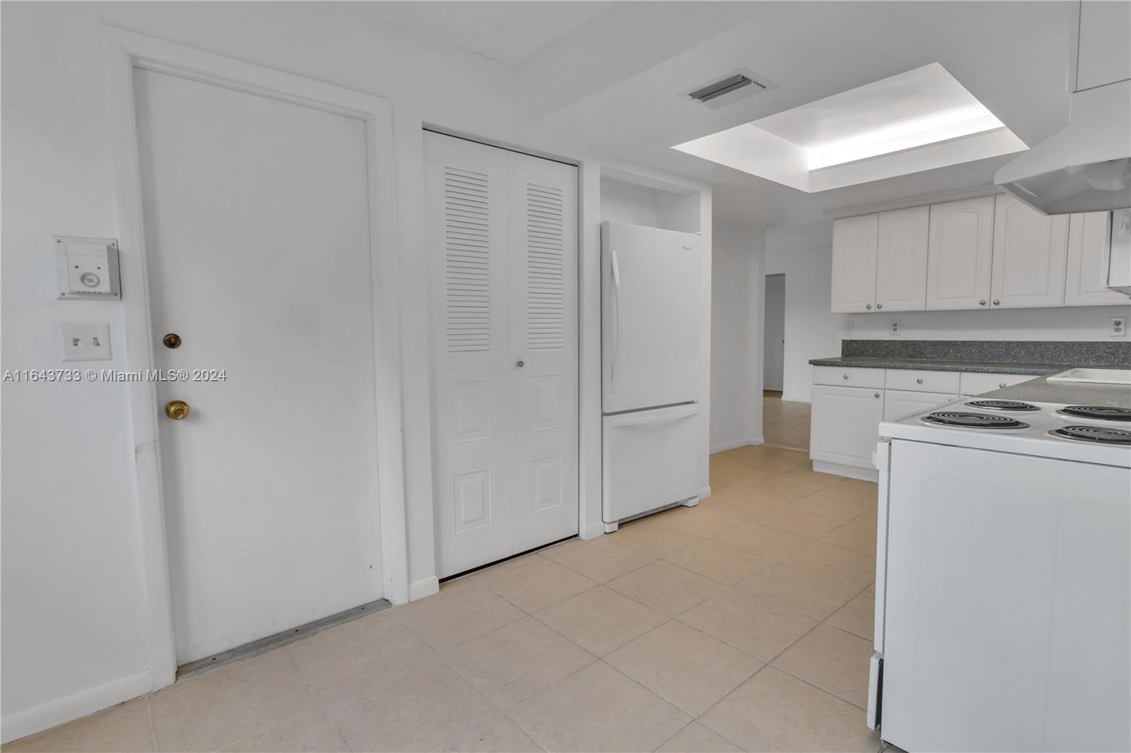 COCO WOOD LAKES SEC 2 - Residential