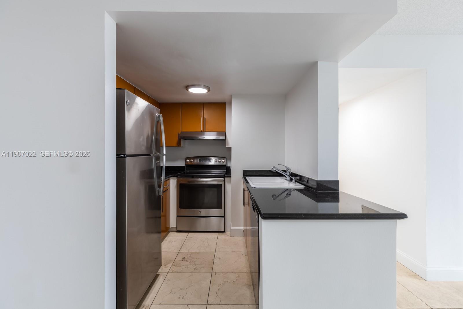 BAYVIEW PLAZA CONDO - Residential