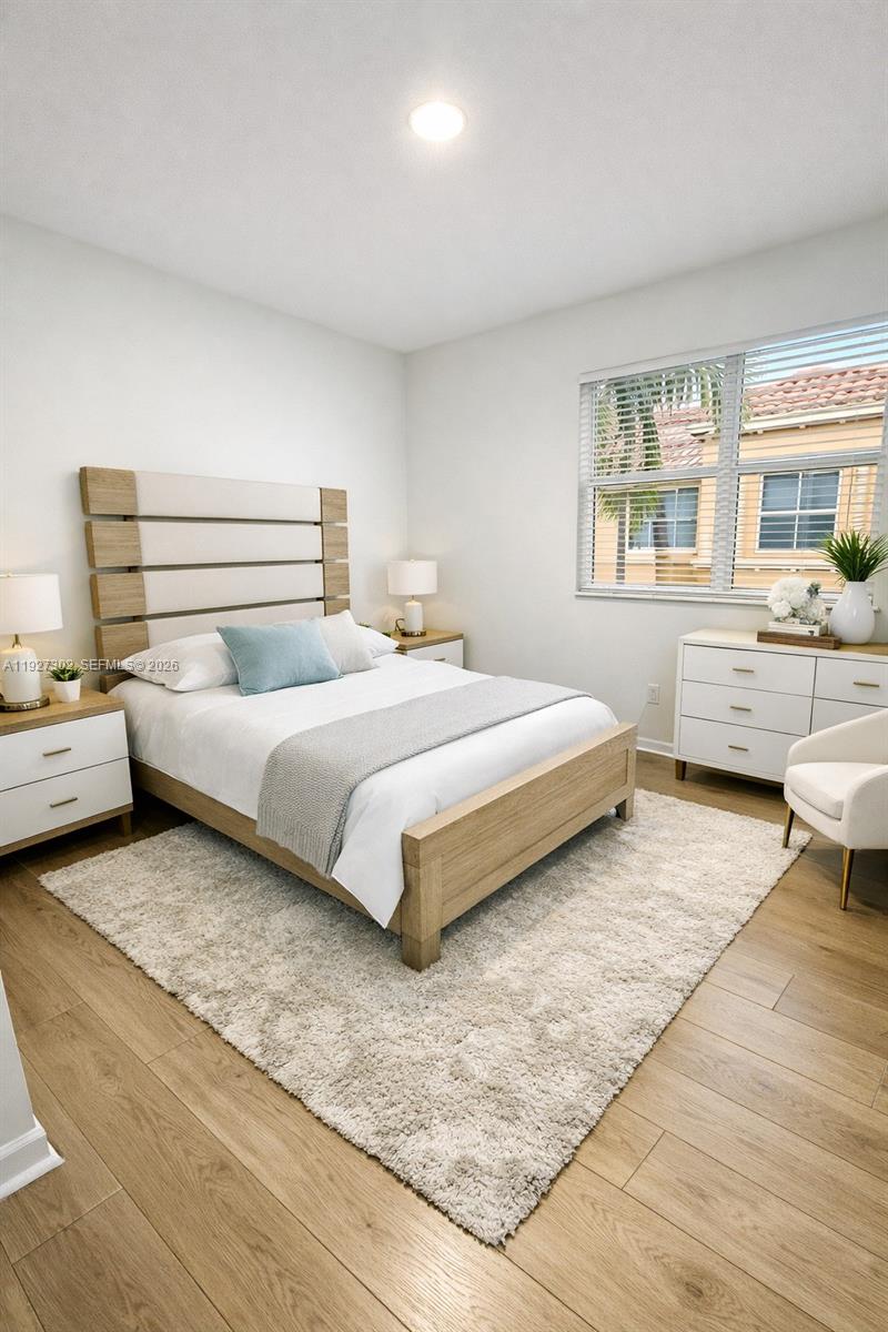 VILLAS AT HARBOR ISLES CO - Residential