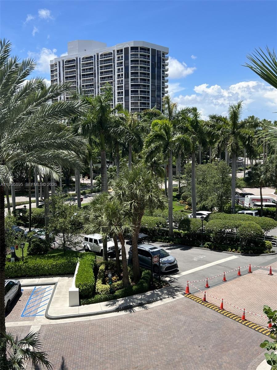 21205 Yacht Club Dr 507