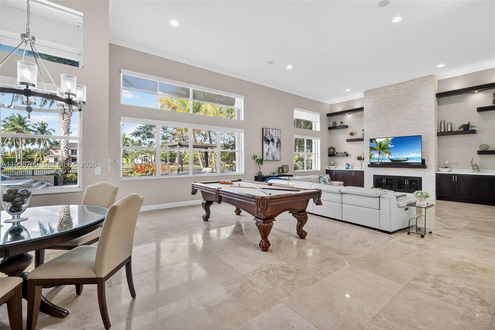 RIVERSTONE - Residential