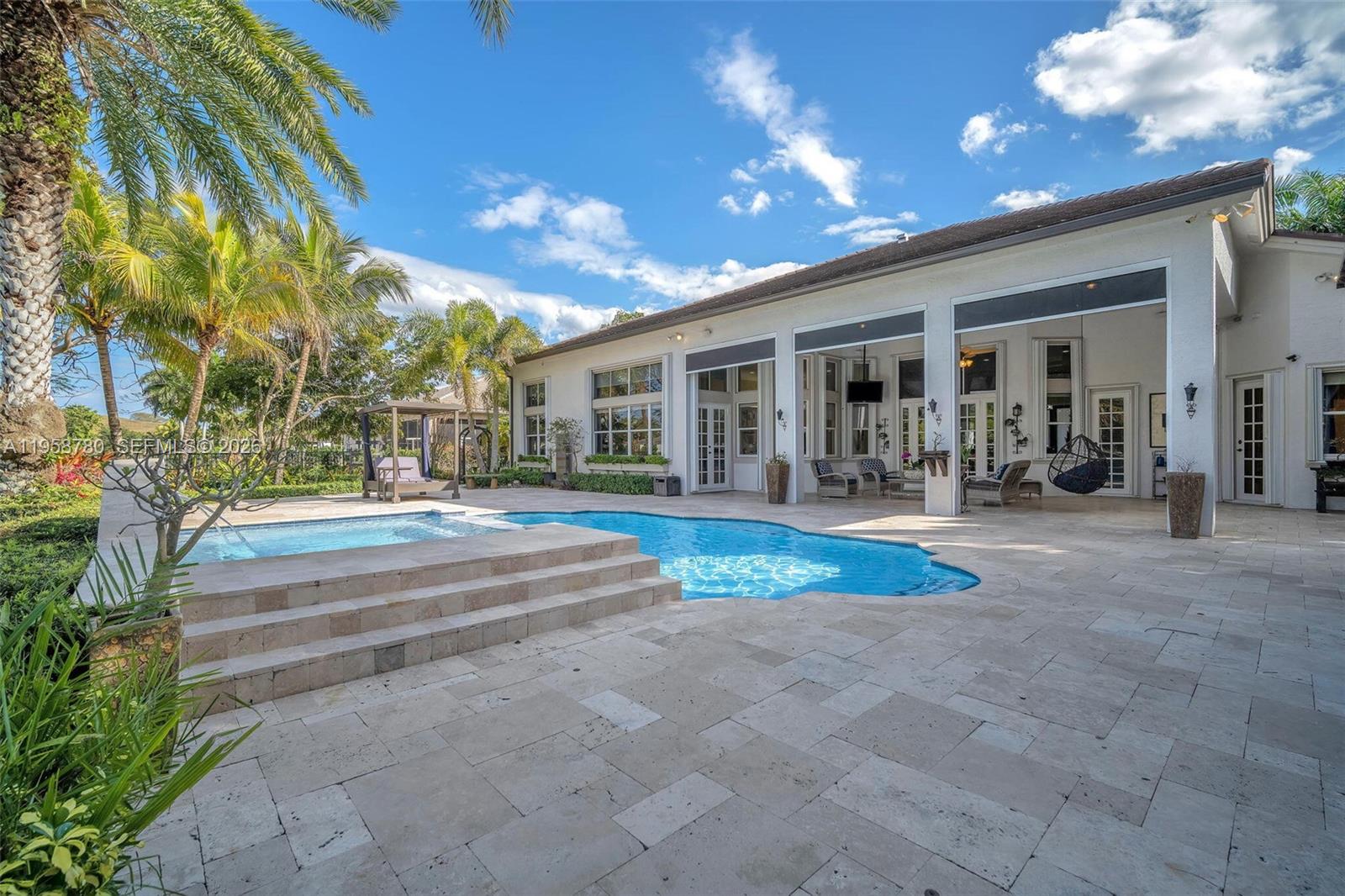 RIVERSTONE - Residential