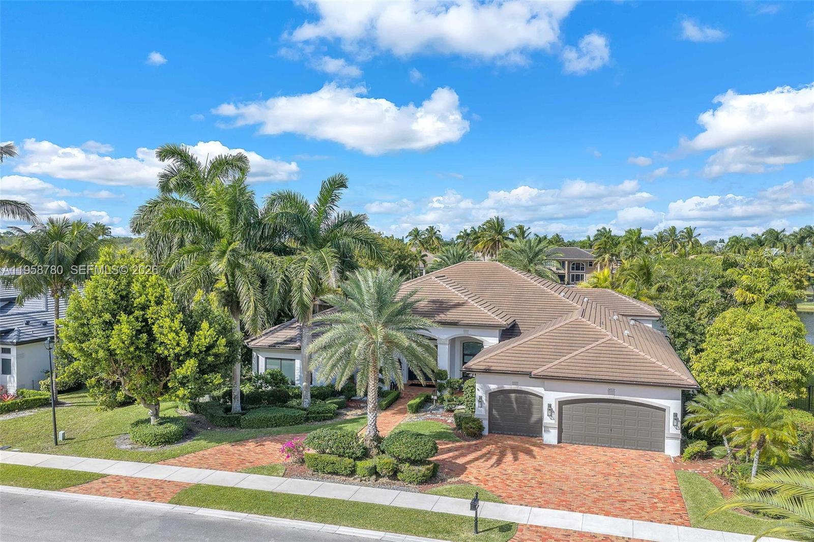 RIVERSTONE - Residential