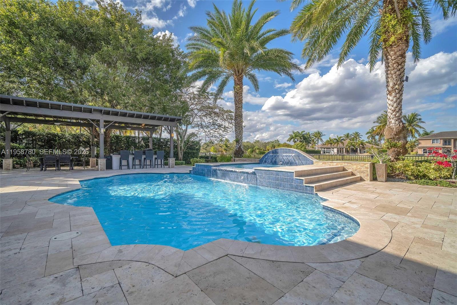 RIVERSTONE - Residential