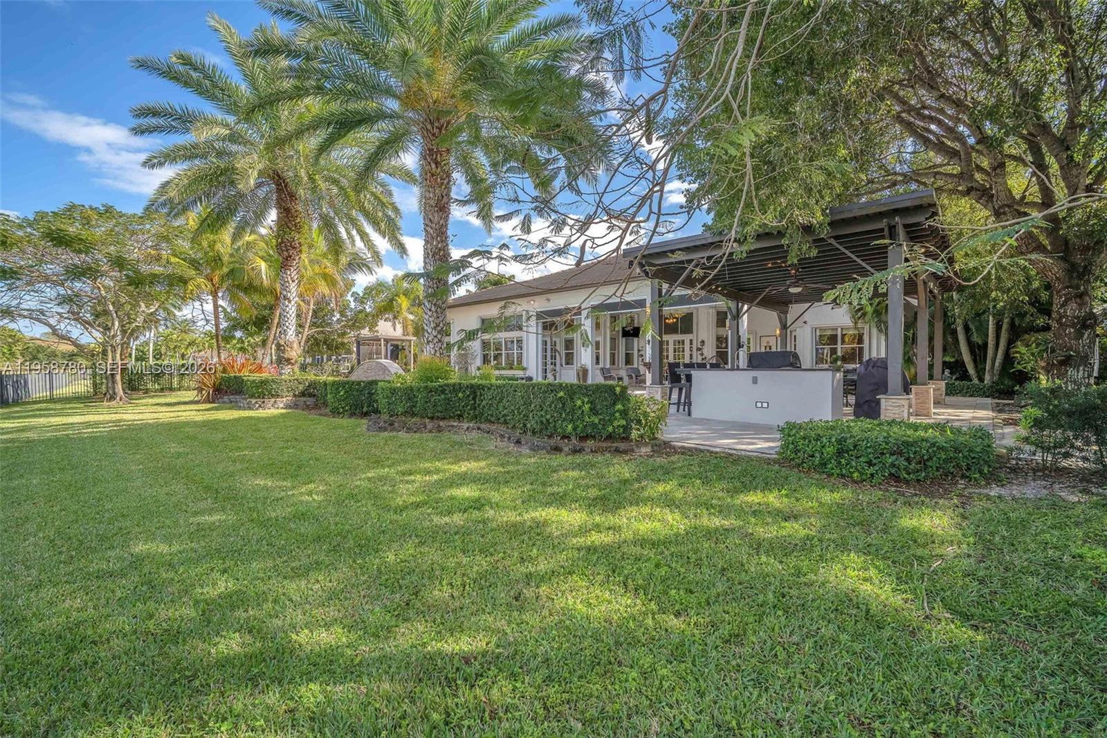 RIVERSTONE - Residential