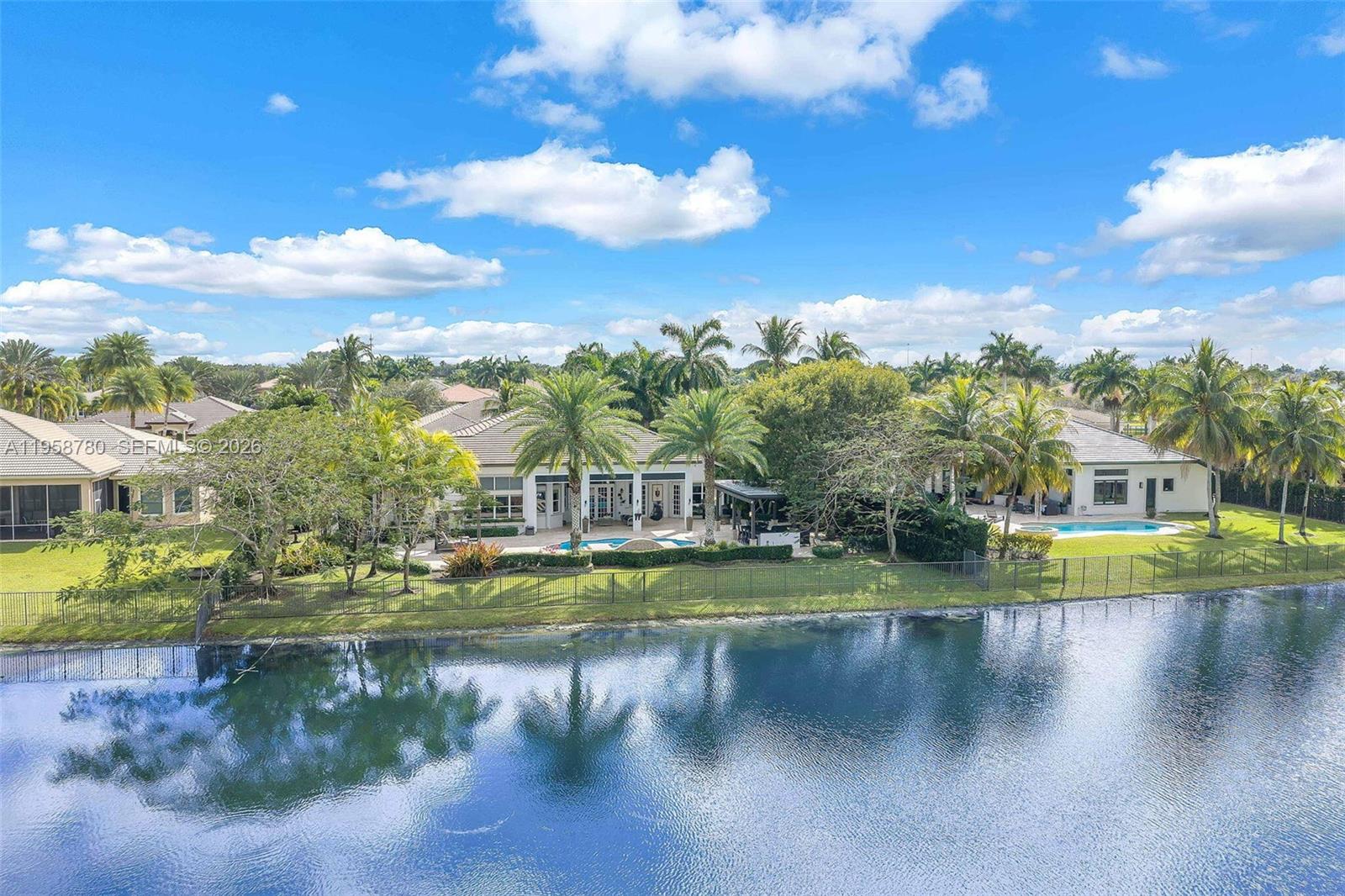 RIVERSTONE - Residential