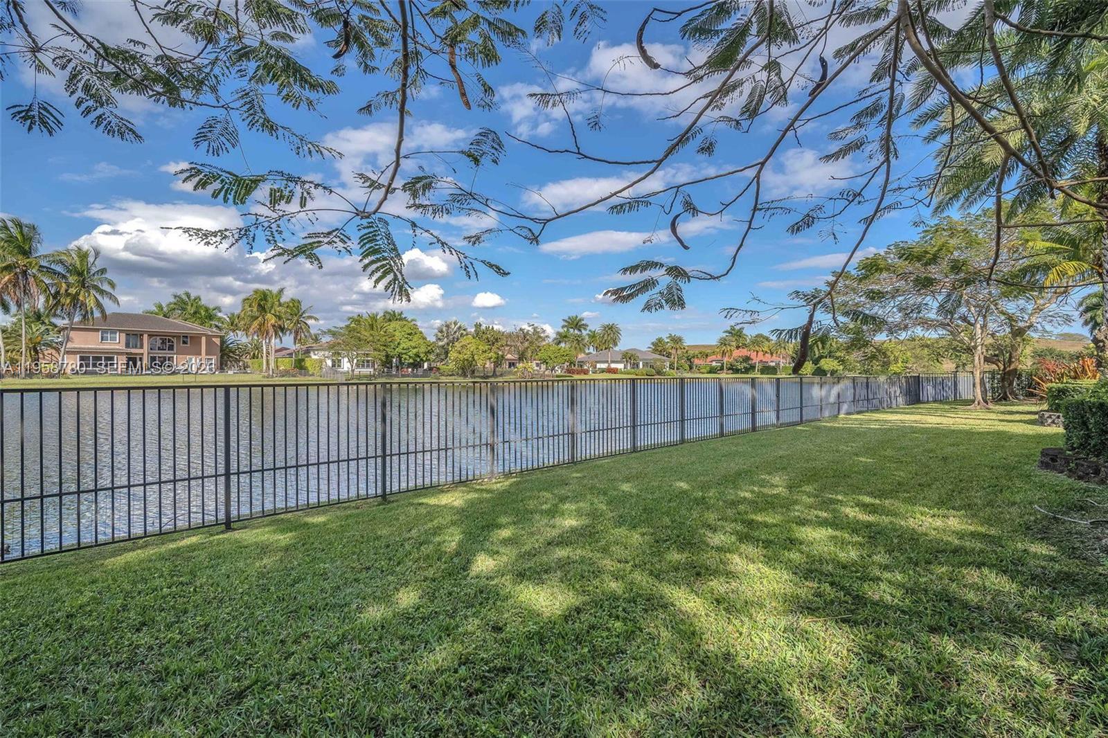 RIVERSTONE - Residential