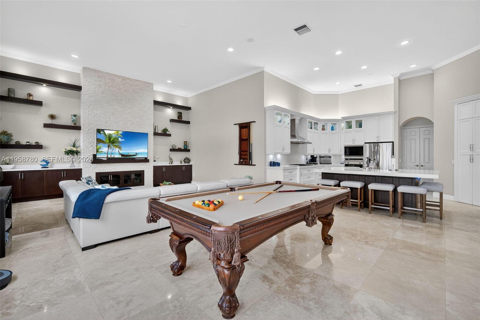 RIVERSTONE - Residential