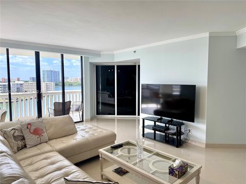 Tiny photo for 1000 ISLAND Blvd #710, Aventura, FL 33160 (MLS # A12027357)
