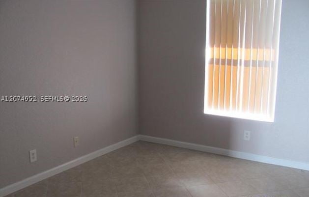 1050 NW 4th St