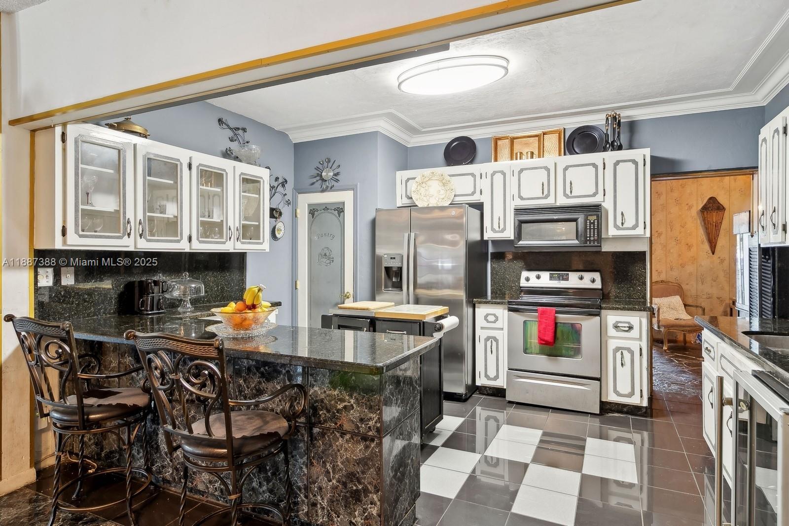 7TH AVENUE HIGHLANDS - Residential