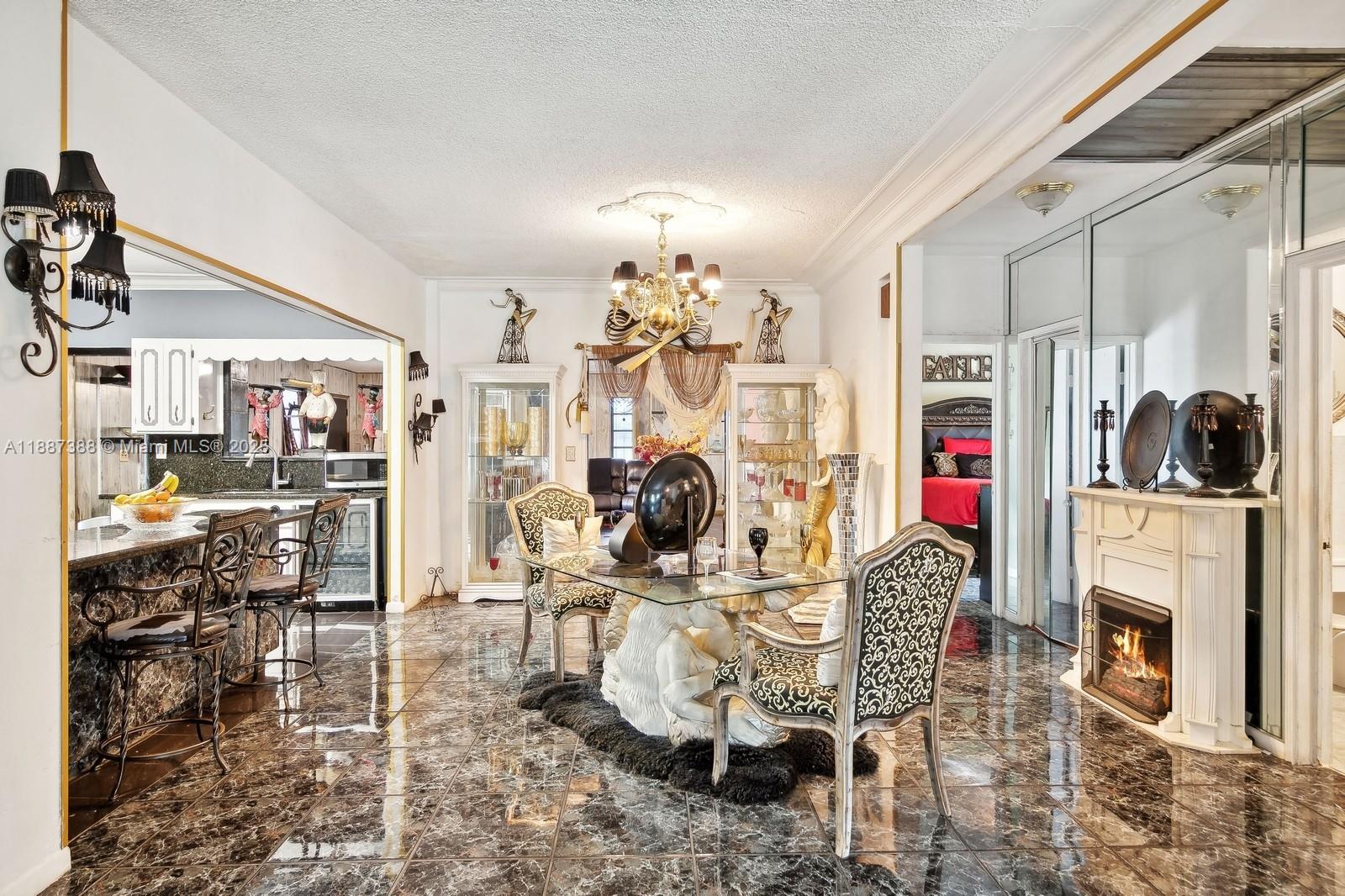 7TH AVENUE HIGHLANDS - Residential