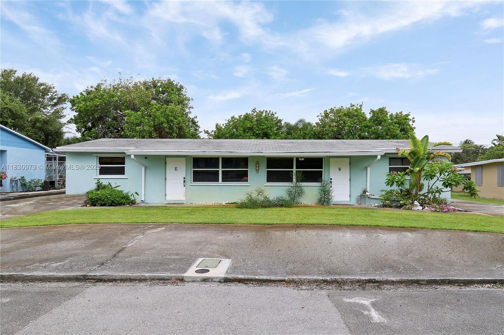 Photo of 1884 Juno Rd, North Palm Beach, FL 33408 (MLS # A11830979)