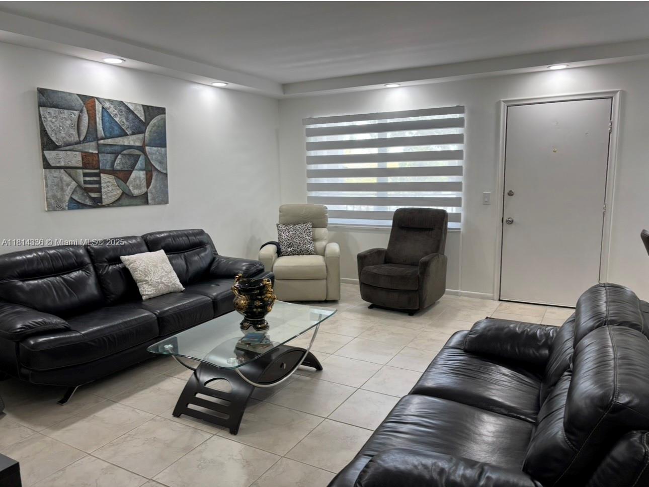NEW HAMPTON AT CENTURY VI - Residential Lease