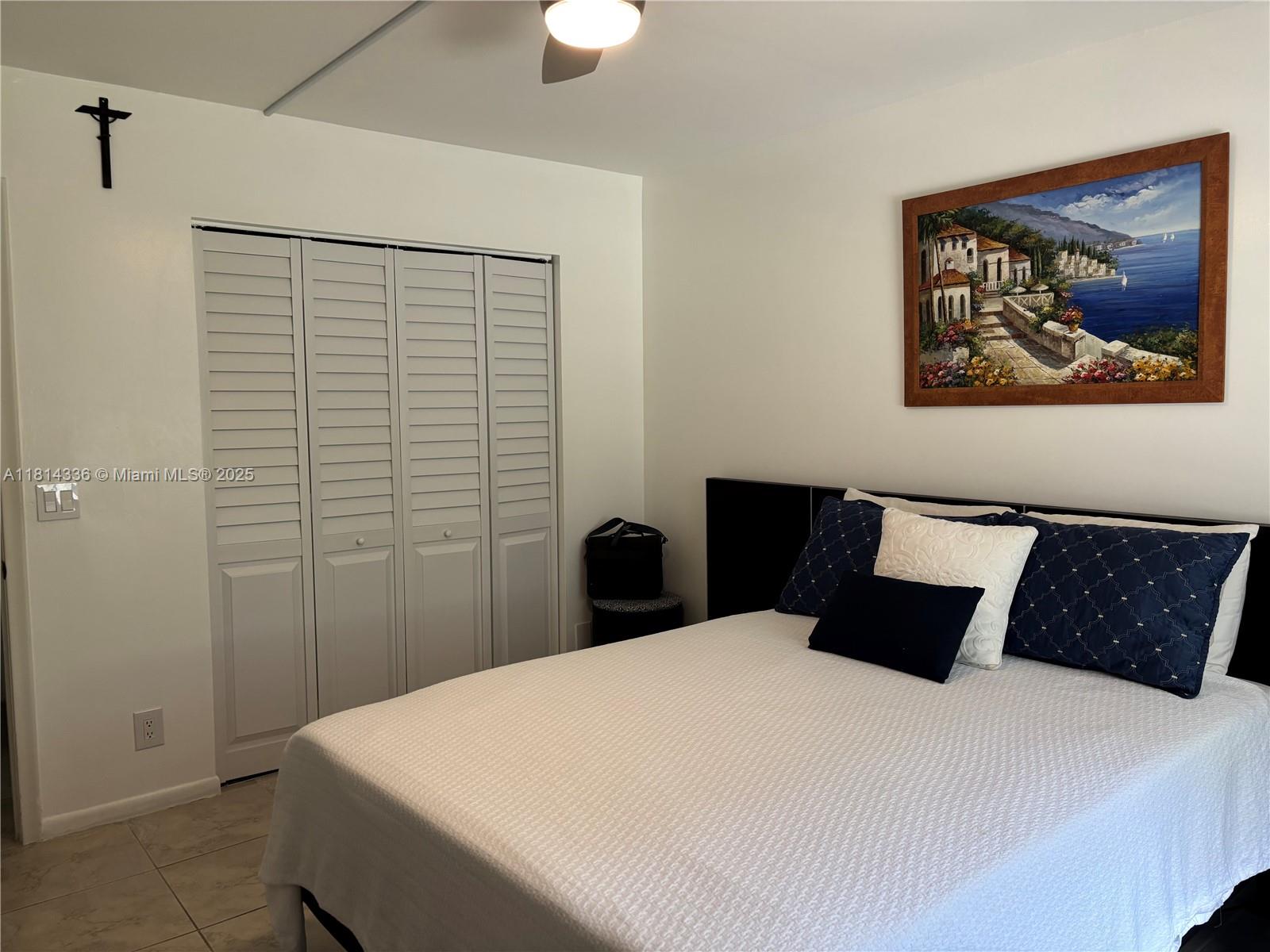 NEW HAMPTON AT CENTURY VI - Residential Lease