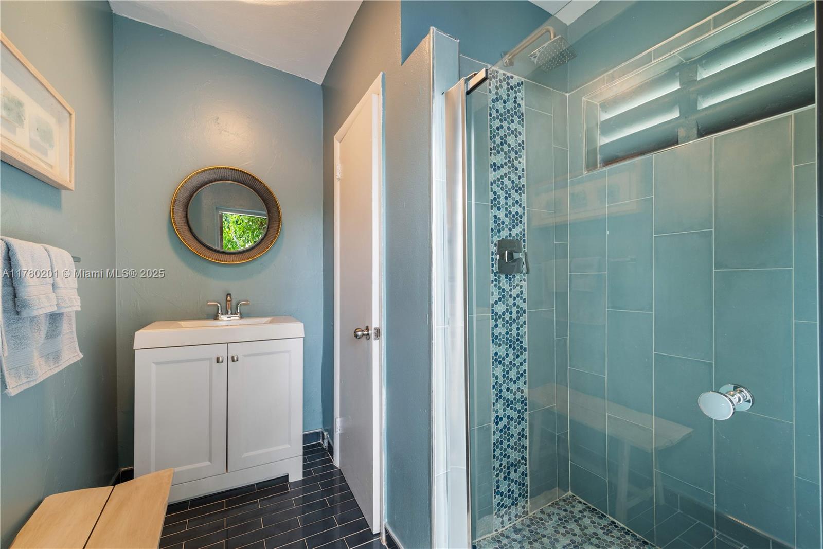 NAUTILUS EXTENSION 3RD - Residential