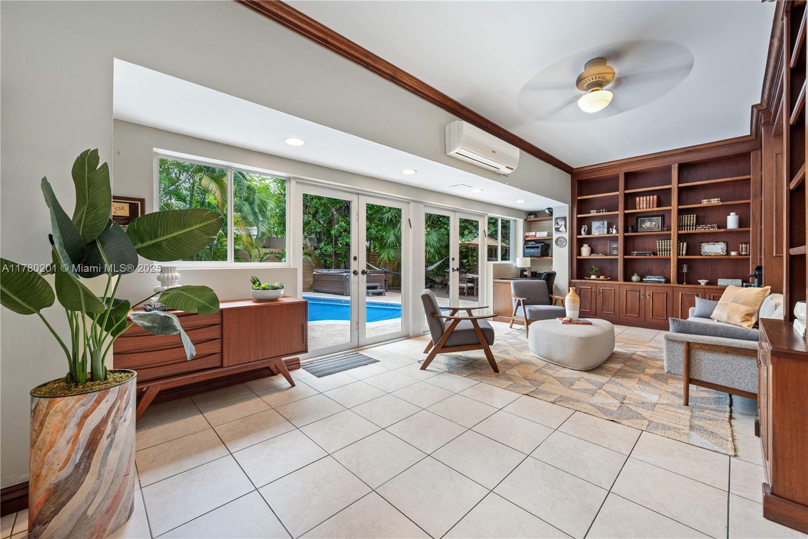NAUTILUS EXTENSION 3RD - Residential