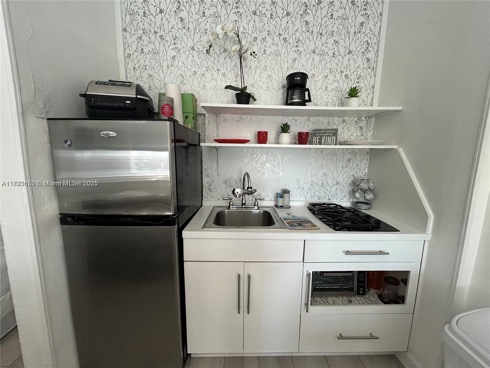 OCEAN VILLAS CONDO - Residential
