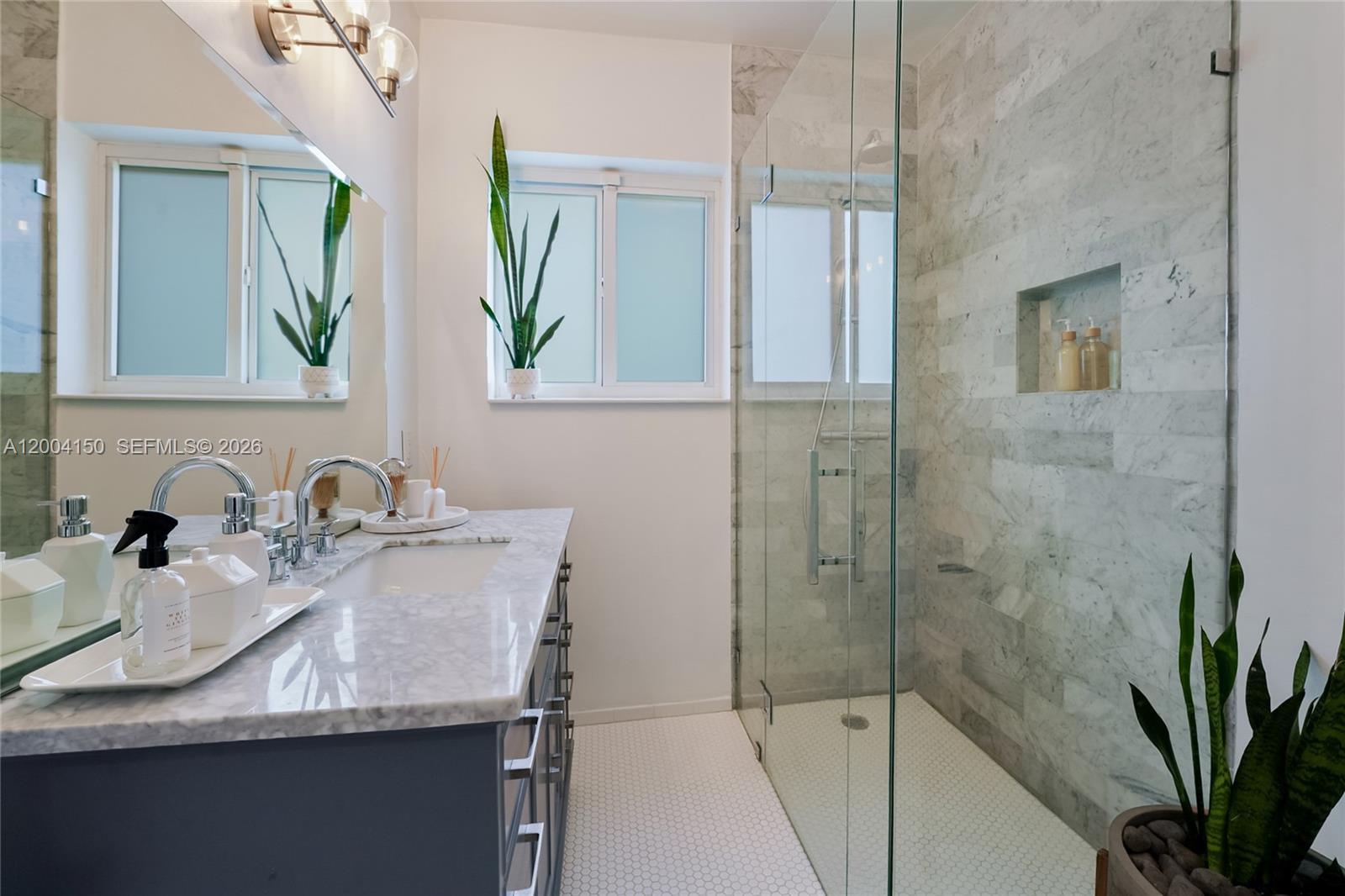 NEW SHENANDOAH - Residential