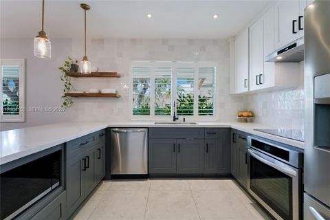 Tiny photo for 2225 SW 19th Ave, Miami, FL 33145 (MLS # A12004150)