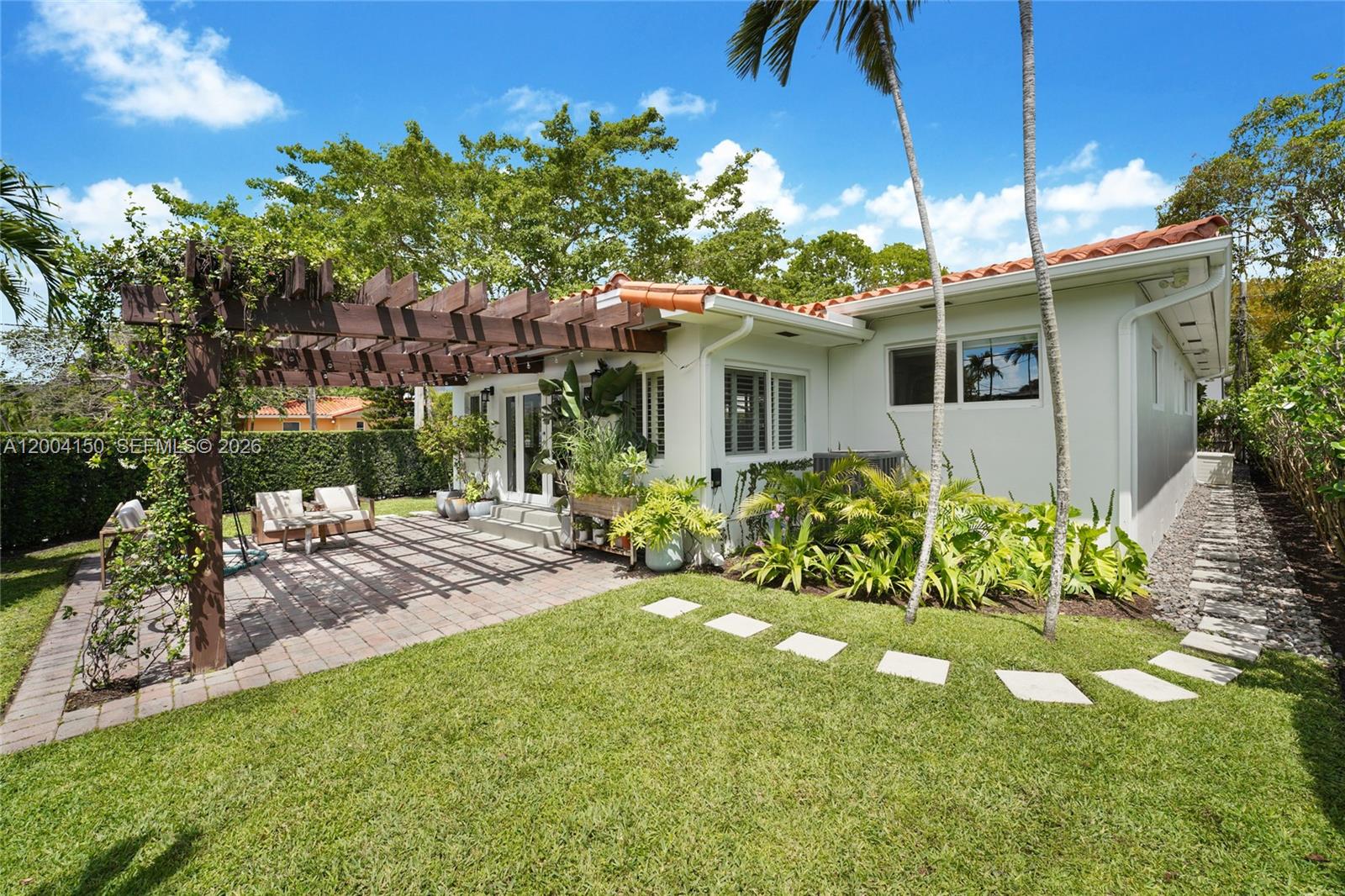 NEW SHENANDOAH - Residential