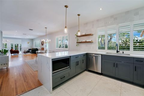 Tiny photo for 2225 SW 19th Ave, Miami, FL 33145 (MLS # A12004150)