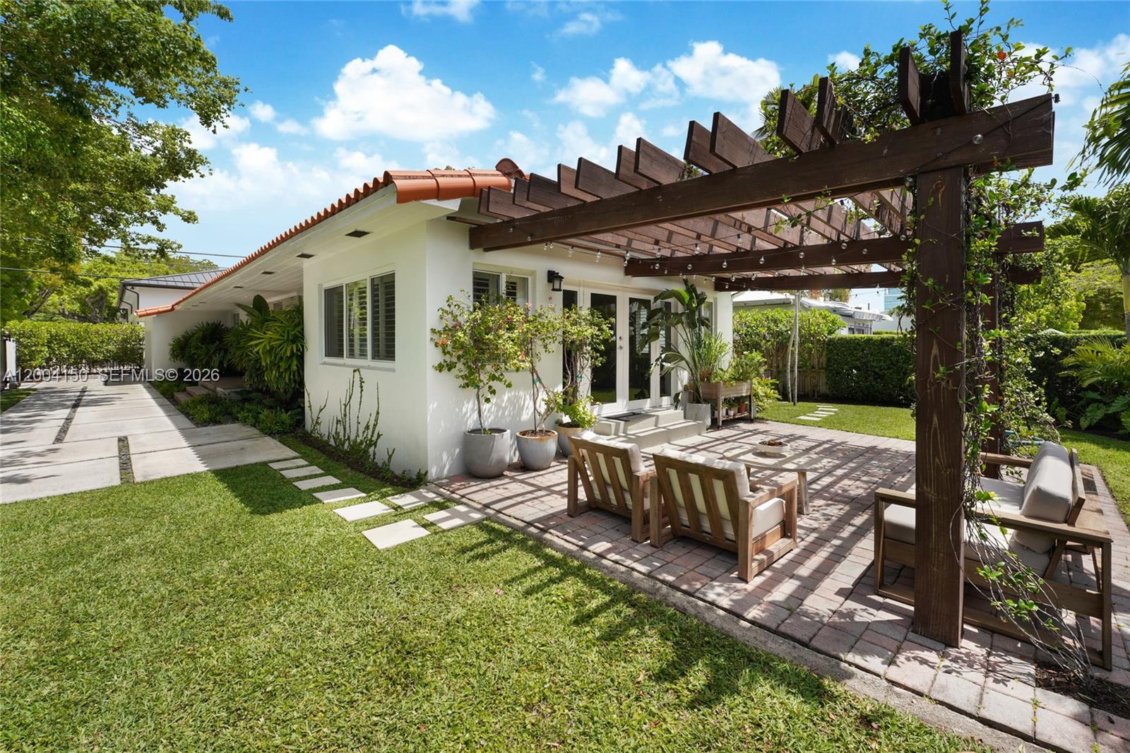 NEW SHENANDOAH - Residential