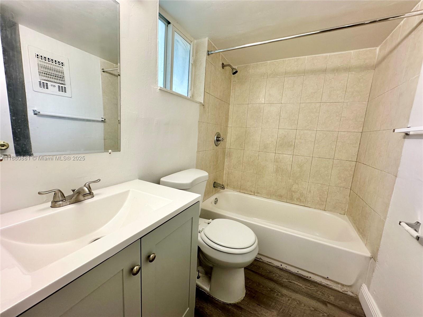 BELLWOOD HOMESITES - Residential Lease