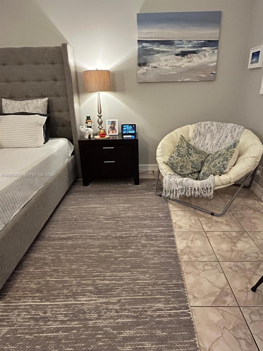 ENSENADA CONDO BLDG E-II - Residential Lease
