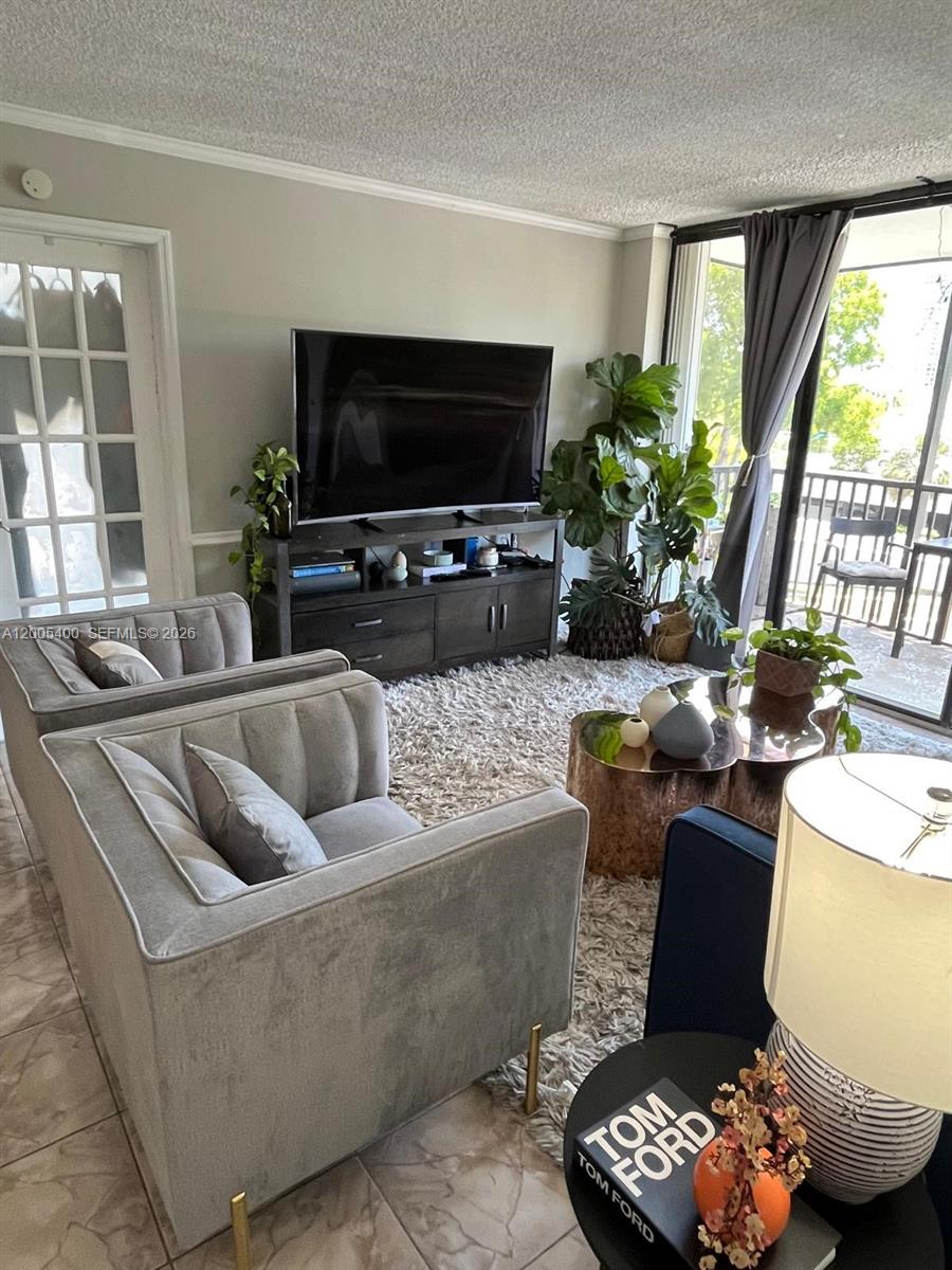 3475 N Country Club Dr 312