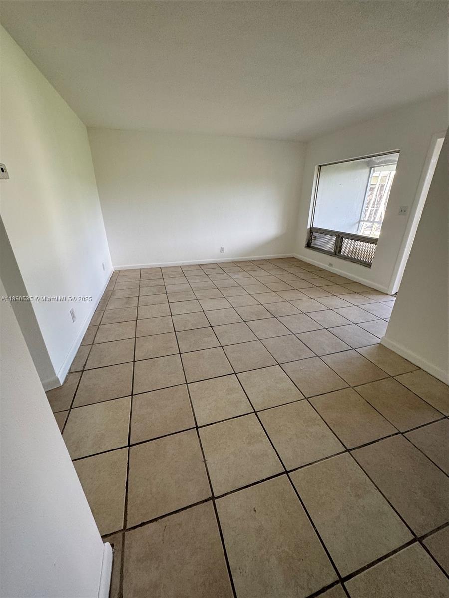 EDGEWOOD GREENS CONDO - Residential Lease